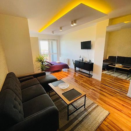 Sky View Apartments - Lm Group ชเตชชิน ภายนอก รูปภาพ