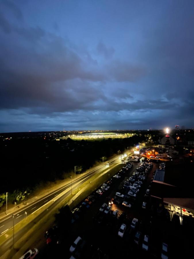 Sky View Apartments - Lm Group ชเตชชิน ภายนอก รูปภาพ